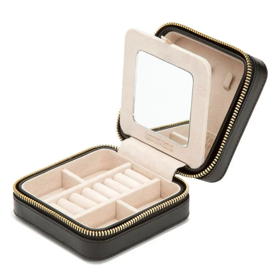 Resort Wear Accessories - Caroline Zip Travel Case Elegance
